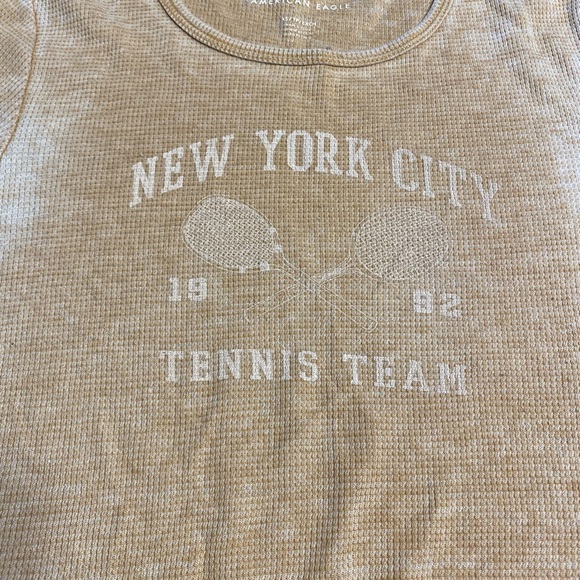 American Eagle brown/tan New York City Tennis cropped tee. XS. Waffle knit - Picture 9 of 10